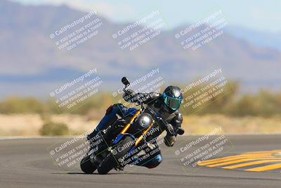 media/Oct-09-2022-SoCal Trackdays (Sun) [[95640aeeb6]]/Turn 15 (150pm)/